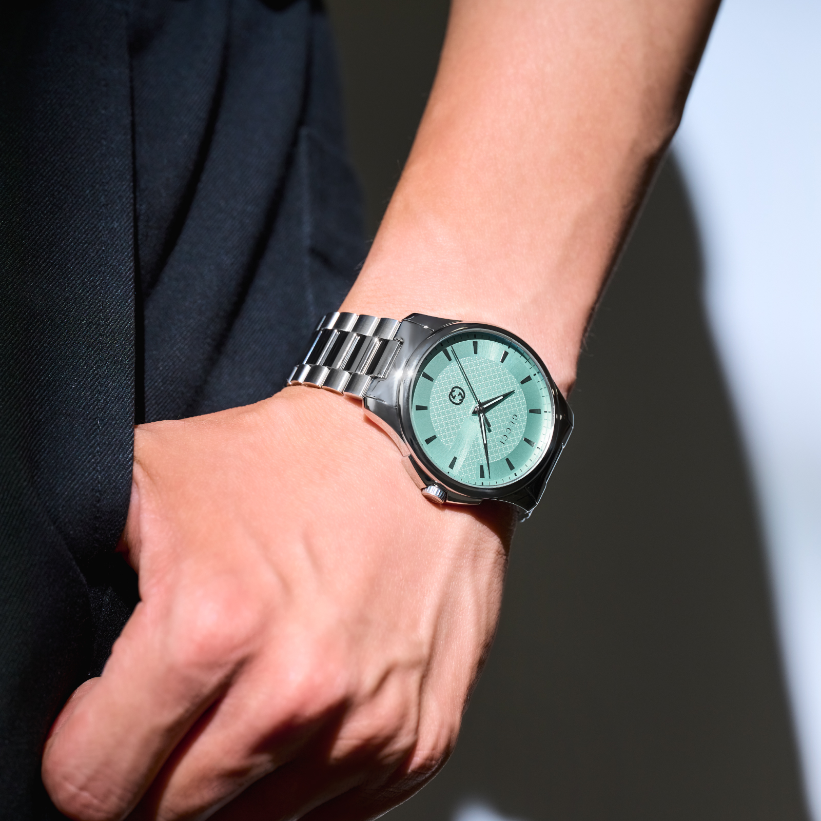グッチ タイムレス ビー&スター G TIMELESS STAR&BEE 腕時計